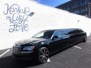 Showtime Transportation Black 300 Limousine