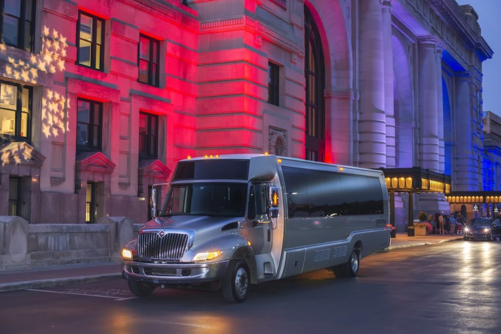 Showtime Transportation Kansas City Krystal Limo Bus Near Downtown