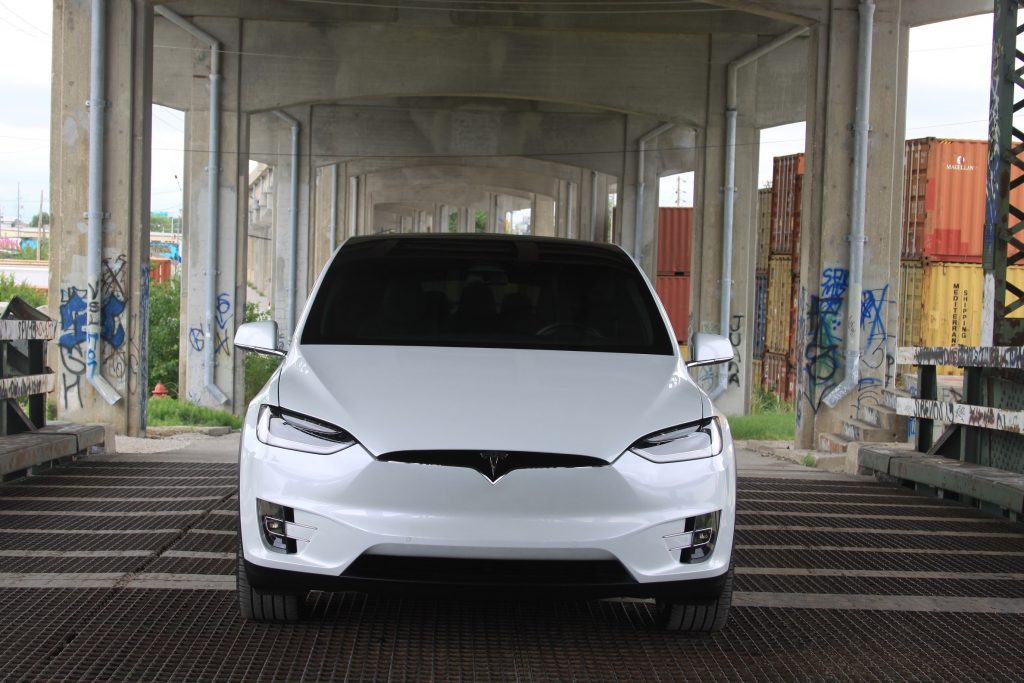 Tesla-05